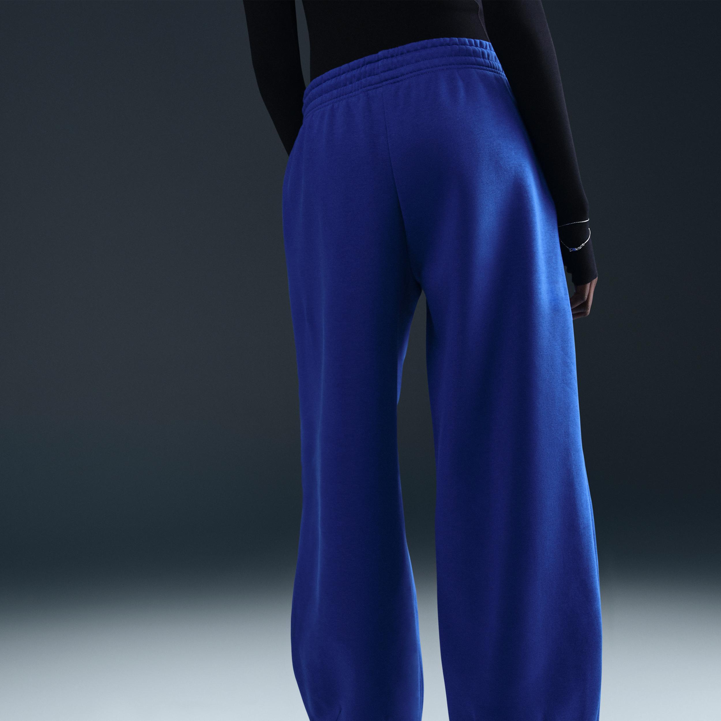 Women's Nike Sportswear Phoenix Fleece Mid-Rise Oversized Tapered Pants Product Image