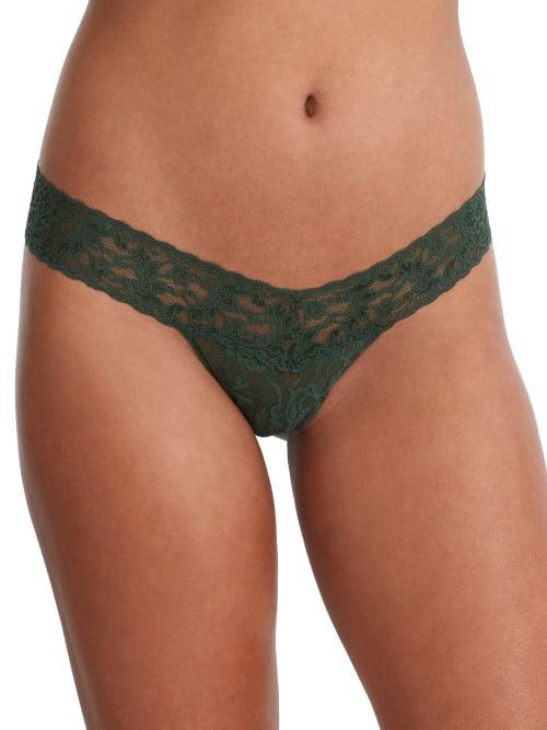 Signature Lace Low-Rise Thong Product Image