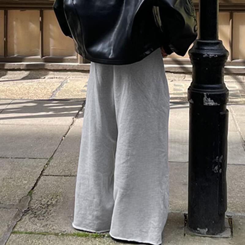 Low Waist Plain Loose-Fit Wide-Leg Sweatpants Product Image