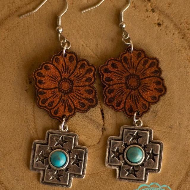 Texas Tooled Earrings Product Image