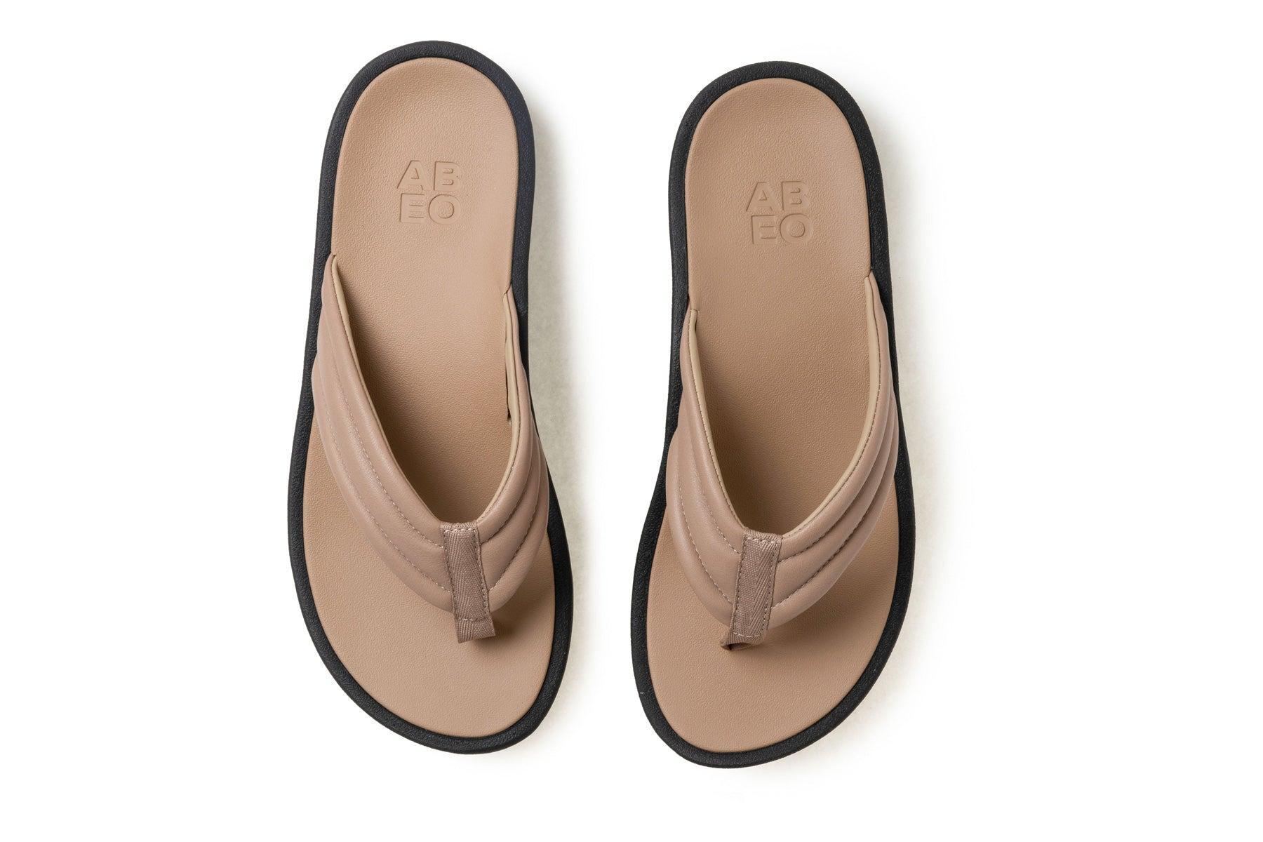 Paseo Thong Sandal Female Product Image