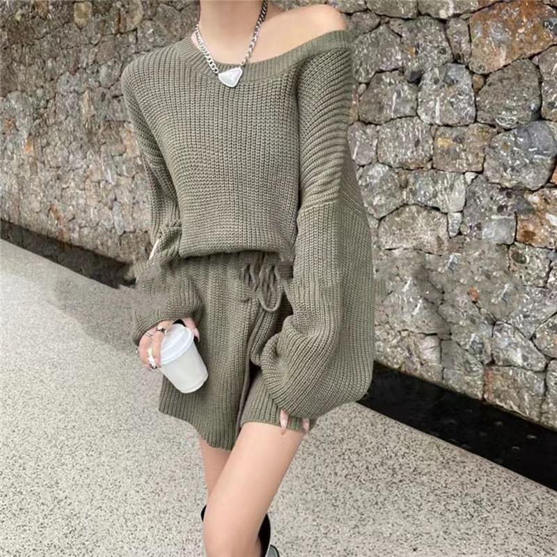 Long-Sleeve Knit Wide Leg Romper Product Image