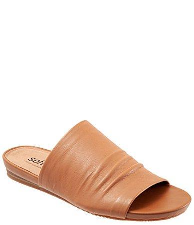 SoftWalk Camano Leather Slide Sandals Product Image