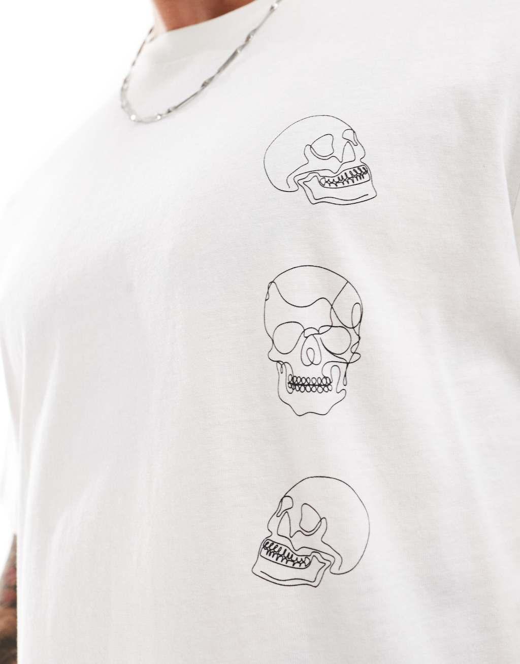 Jack & Jones oversized skull back print t-shirt in white Product Image