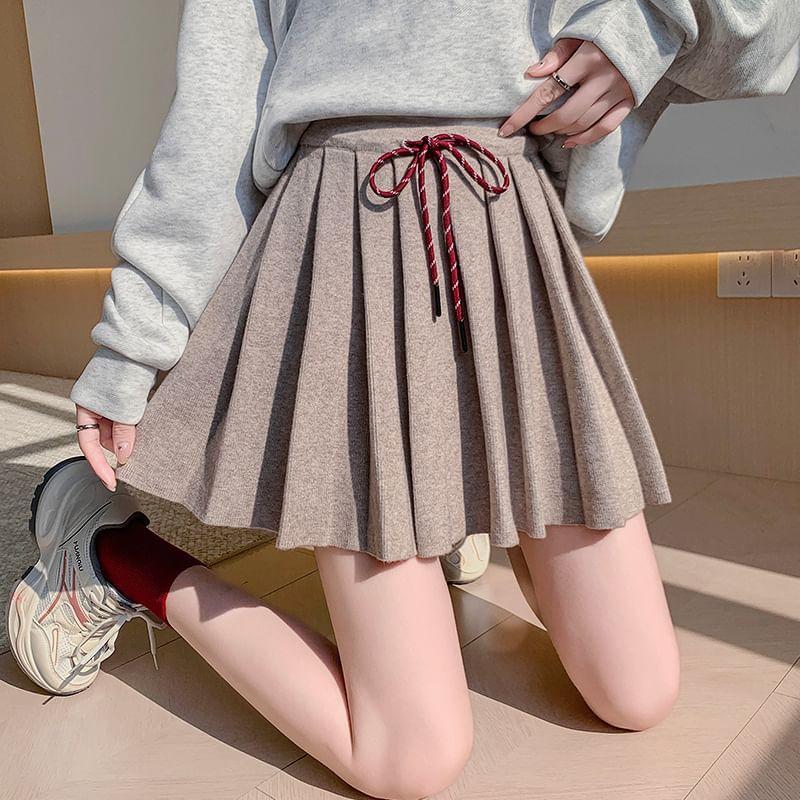 High Waist Plain Mini Pleated Skirt product image