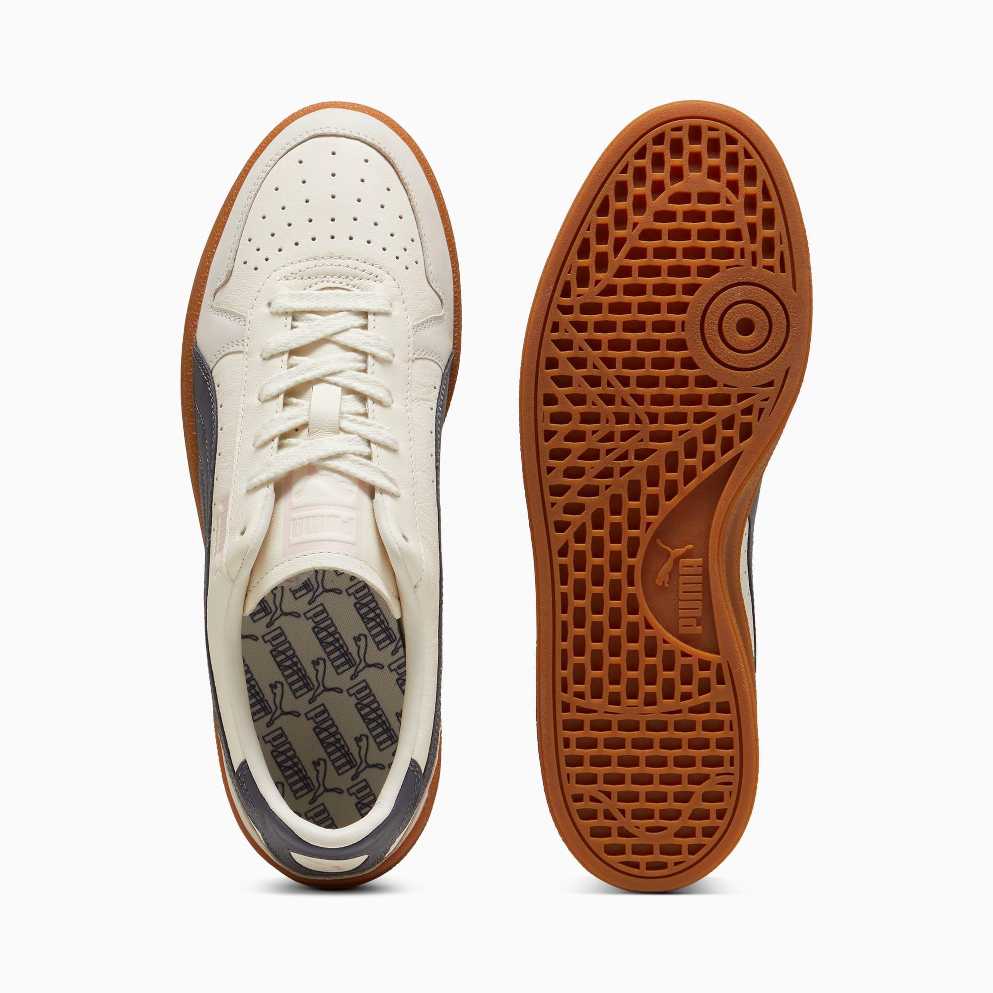 Indoor OG Men's Sneakers Product Image