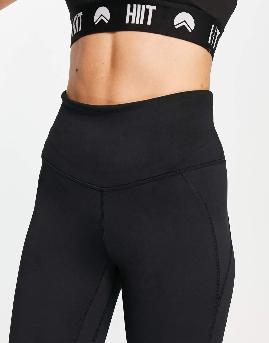 HIIT twist back legging in black Product Image