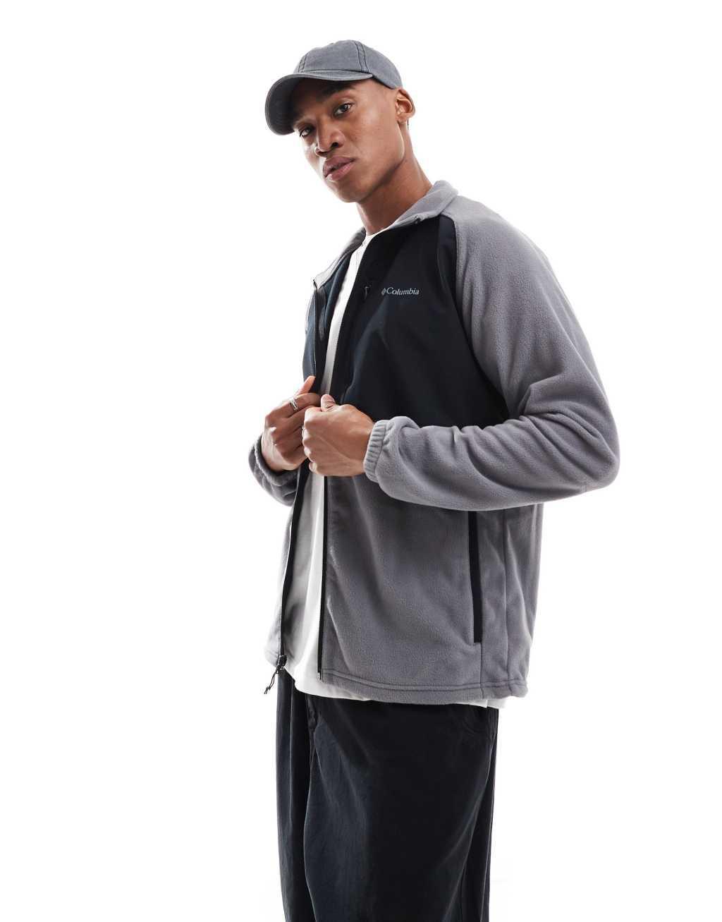 Columbia Sage Peak full zip fleece in black Product Image