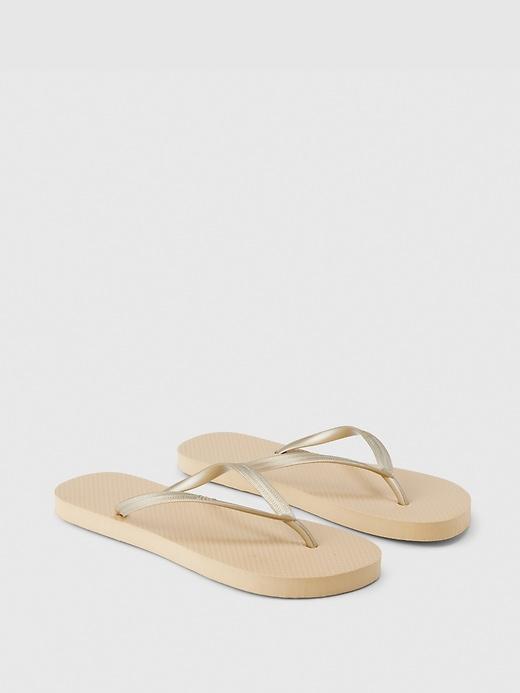 Basic Flip Flops Product Image