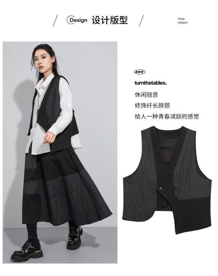 V-Neck Plain Asymmetrical Panel Button Vest Product Image