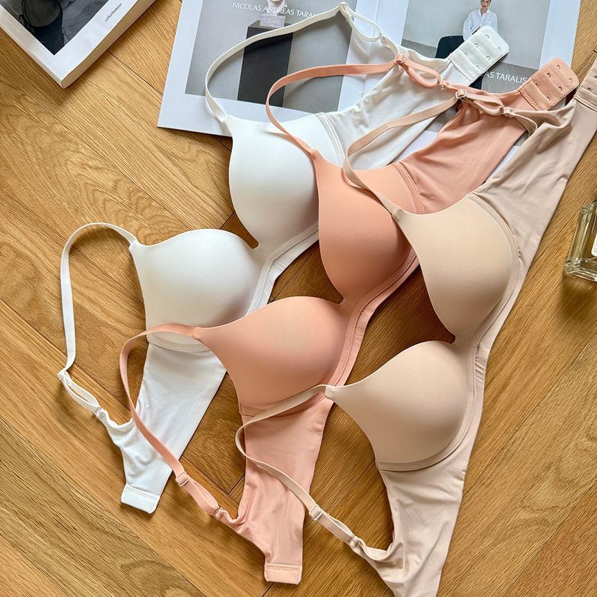 Plain Wireless Push Up Bra Product Image