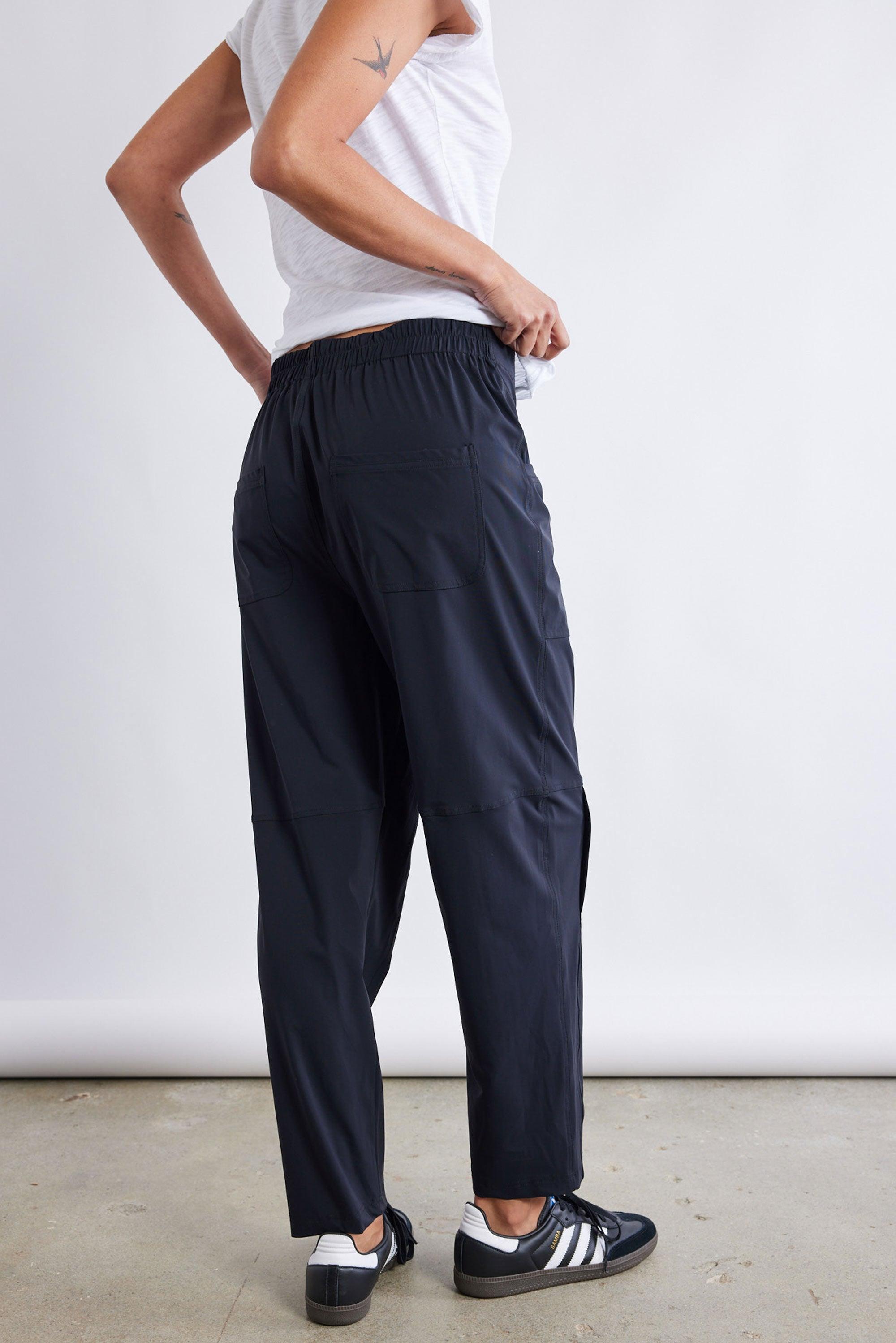 The Petite Everlasting Slim Pants Product Image