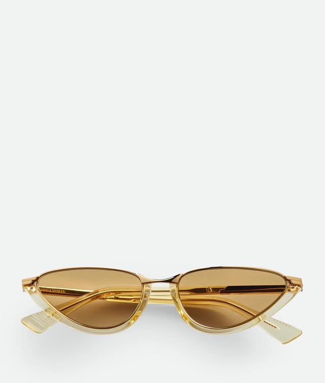 Classic Cat Eye Sunglasses in Yellow/brown Product Image