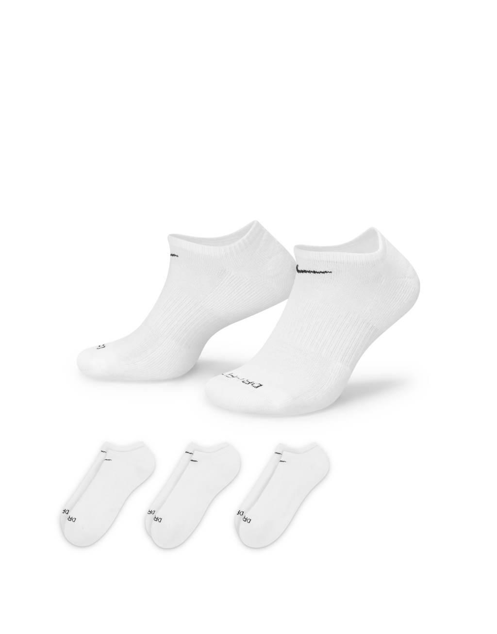 Nike Training Everyday Plus Cushioned 3-pack sneaker socks in white Product Image