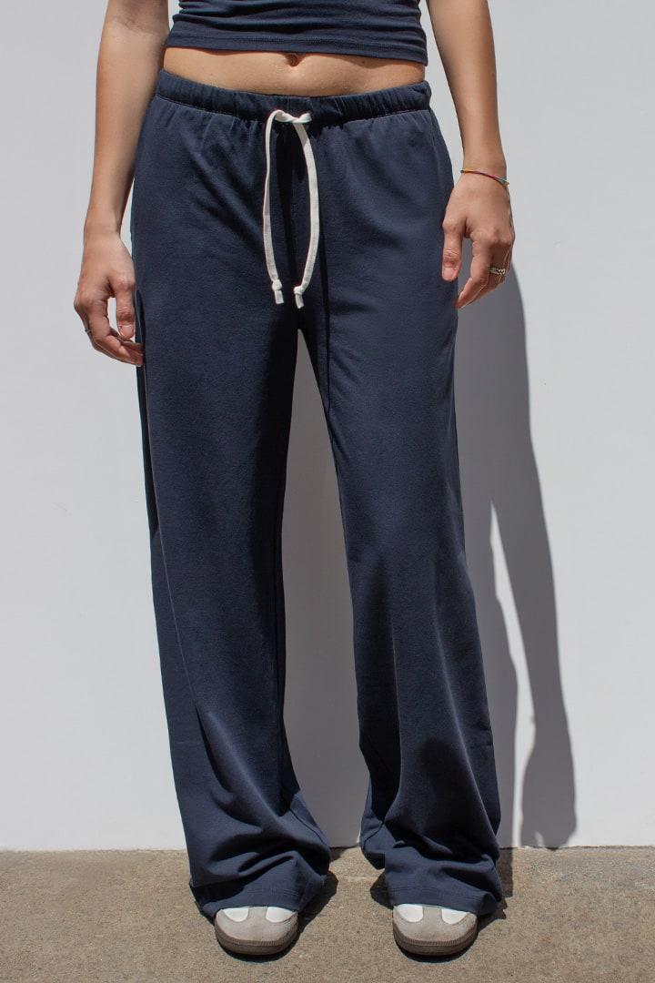 Wide-leg joggers Product Image