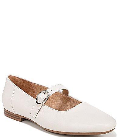 Naturalizer Kelly (Warm Leather) Women's Slip on Shoes Product Image