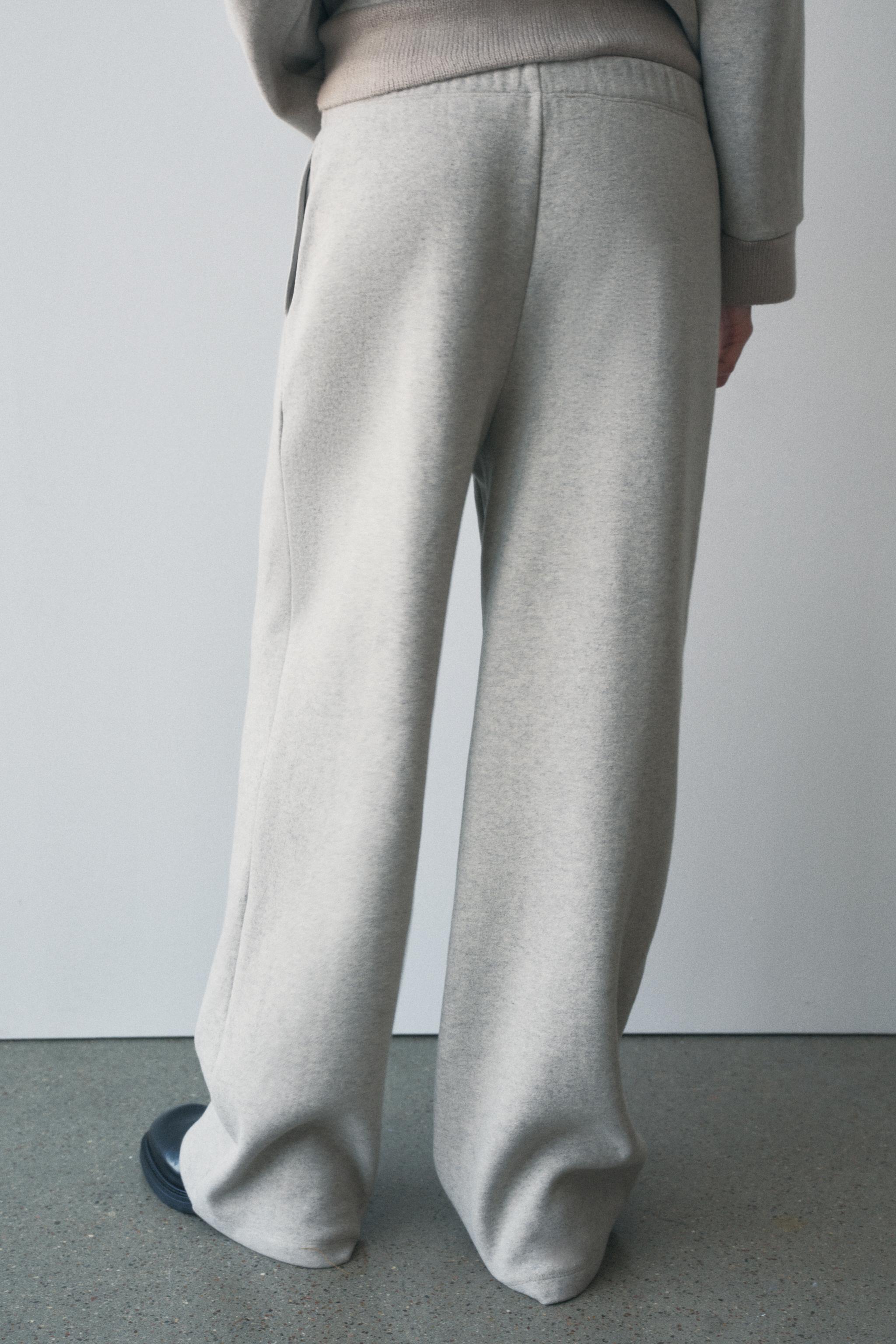 SOFT PANTS Product Image