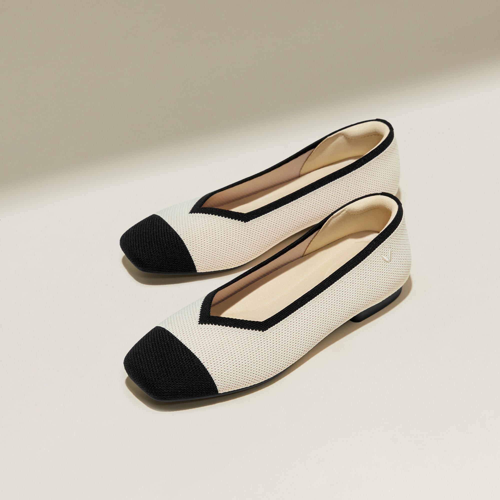 Square-Toe V-Cut Flats (Margot 2.0) Product Image