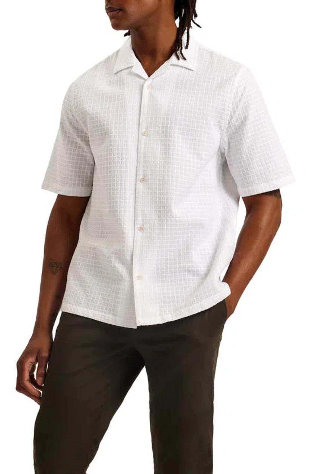 Textured Short Sleeve Button Front Shirt In White Product Image