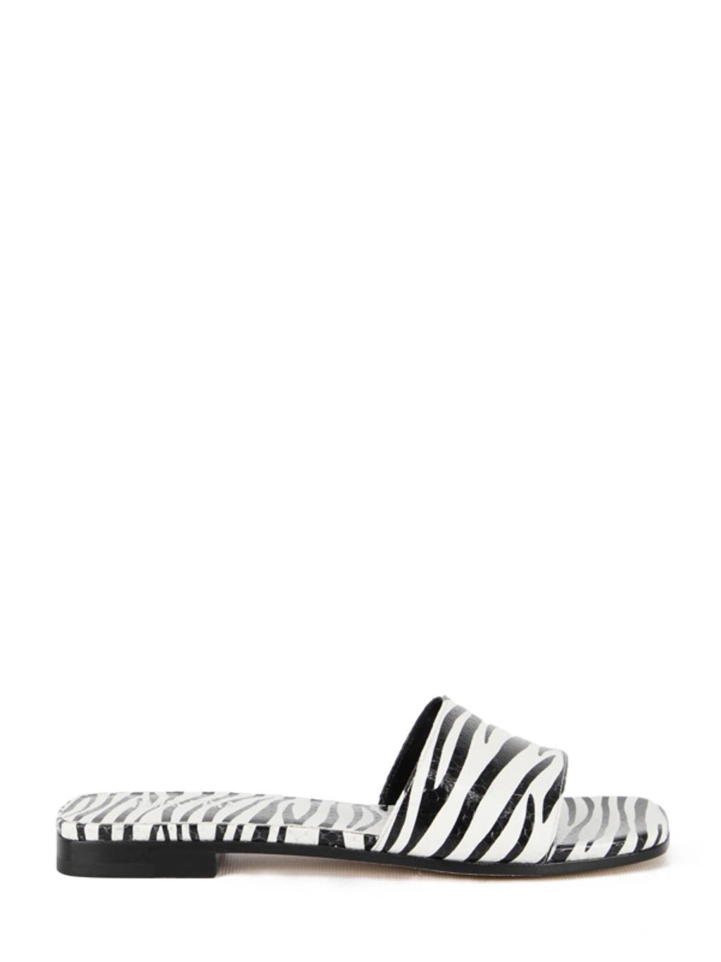 Zebra-print Flat Sandals In White Product Image