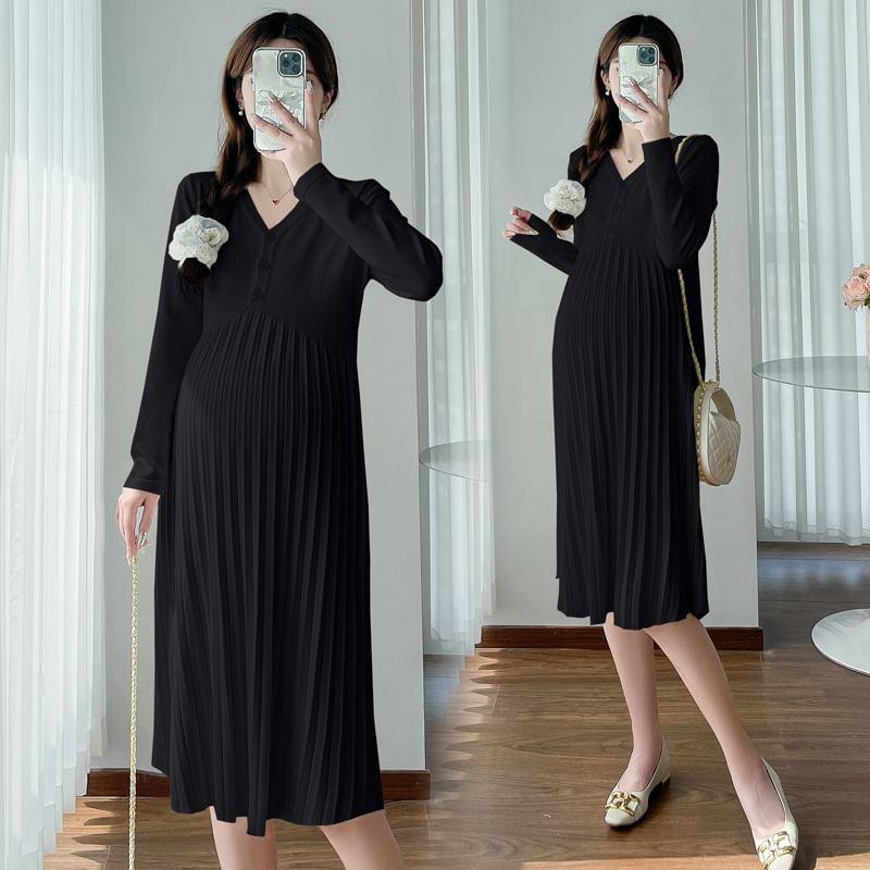 Maternity Long Sleeve V-Neck Plain Pleated Midi Dress Product Image