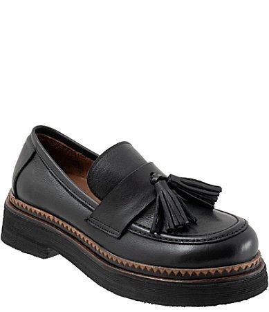 Bueno Gillian Tassel Platform Loafer Product Image