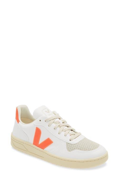 Veja V-10 Sneaker Product Image