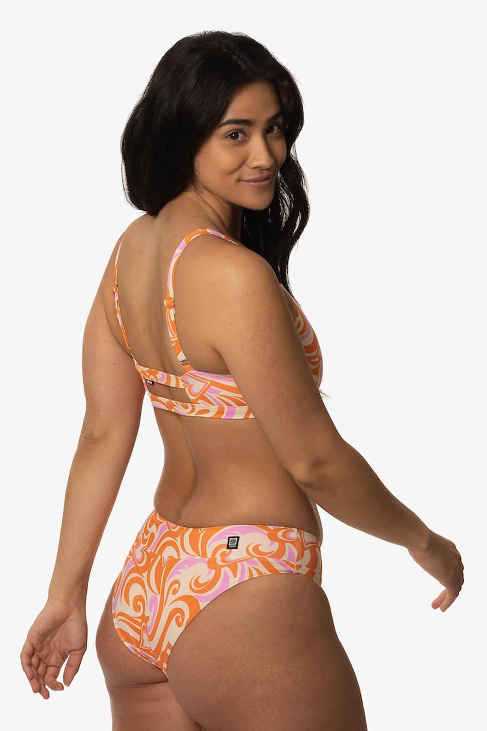 Minerva Bikini Bottom - Darlin Female Product Image