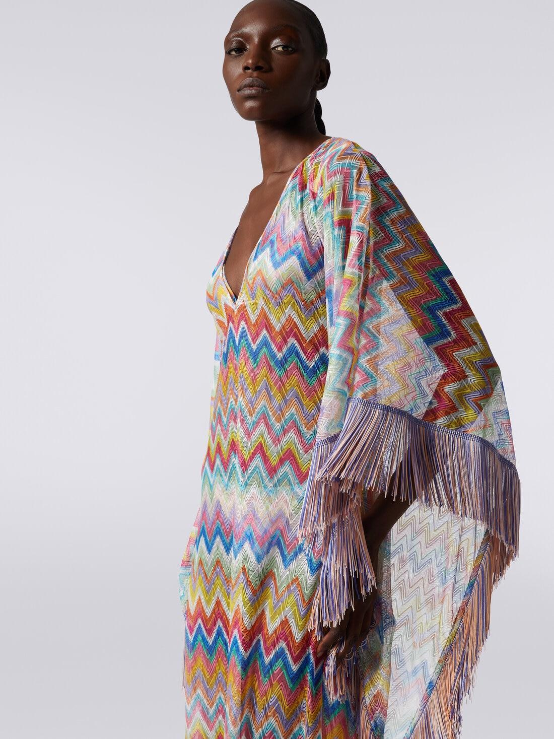 Long cover-up kaftan with zigzag print and fringes Multicoloured | Missoni Product Image