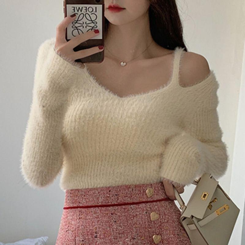 Cold-Shoulder Plain Ribbed Sweater Product Image