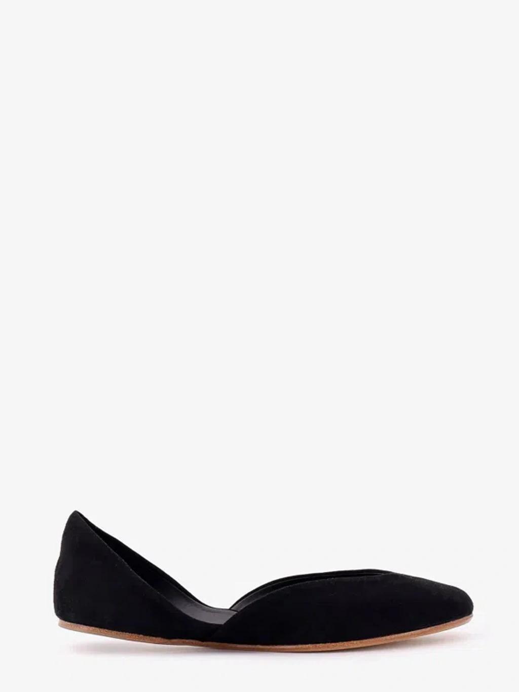 Round Toe Flat Shoes In Black product image