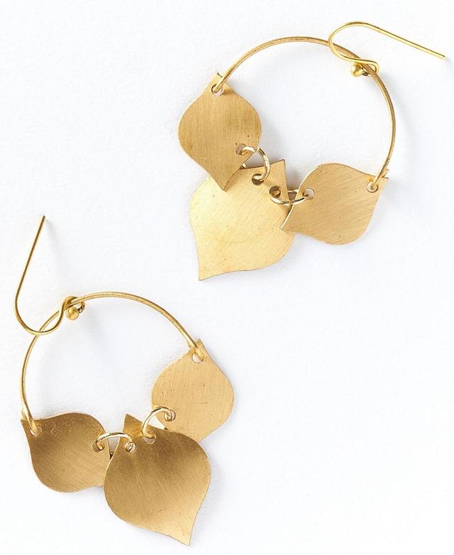 Womens Chameli Drop Earrings Product Image