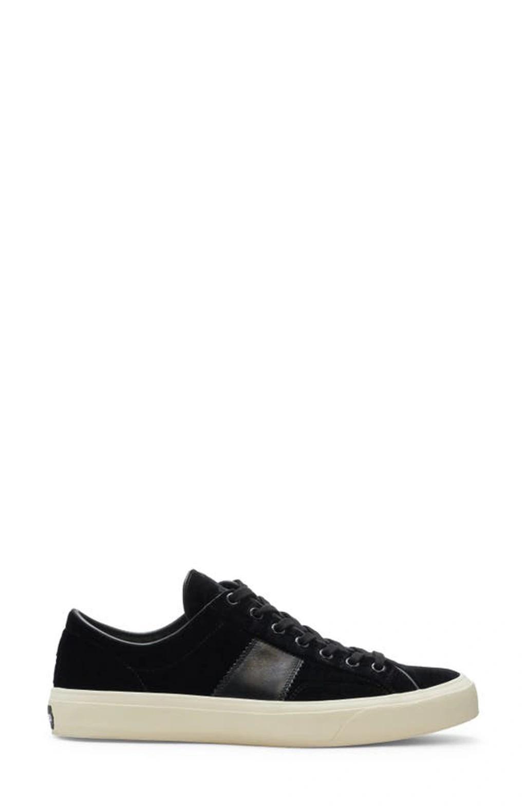 Low Velvet Sneakers In Black Product Image