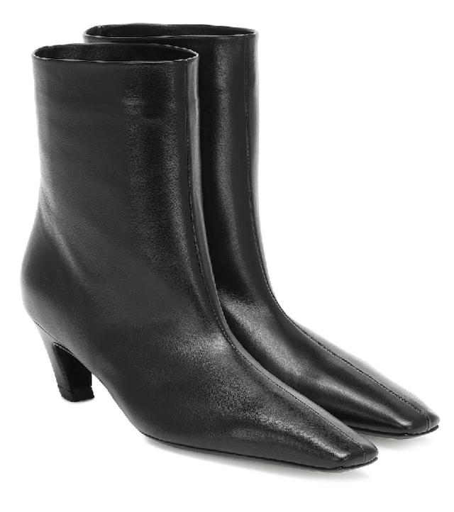 KHAITE Arizona Leather Ankle Boots In Black Product Image