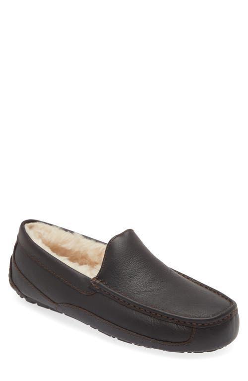 UGG(r) Ascot Leather Slipper Product Image