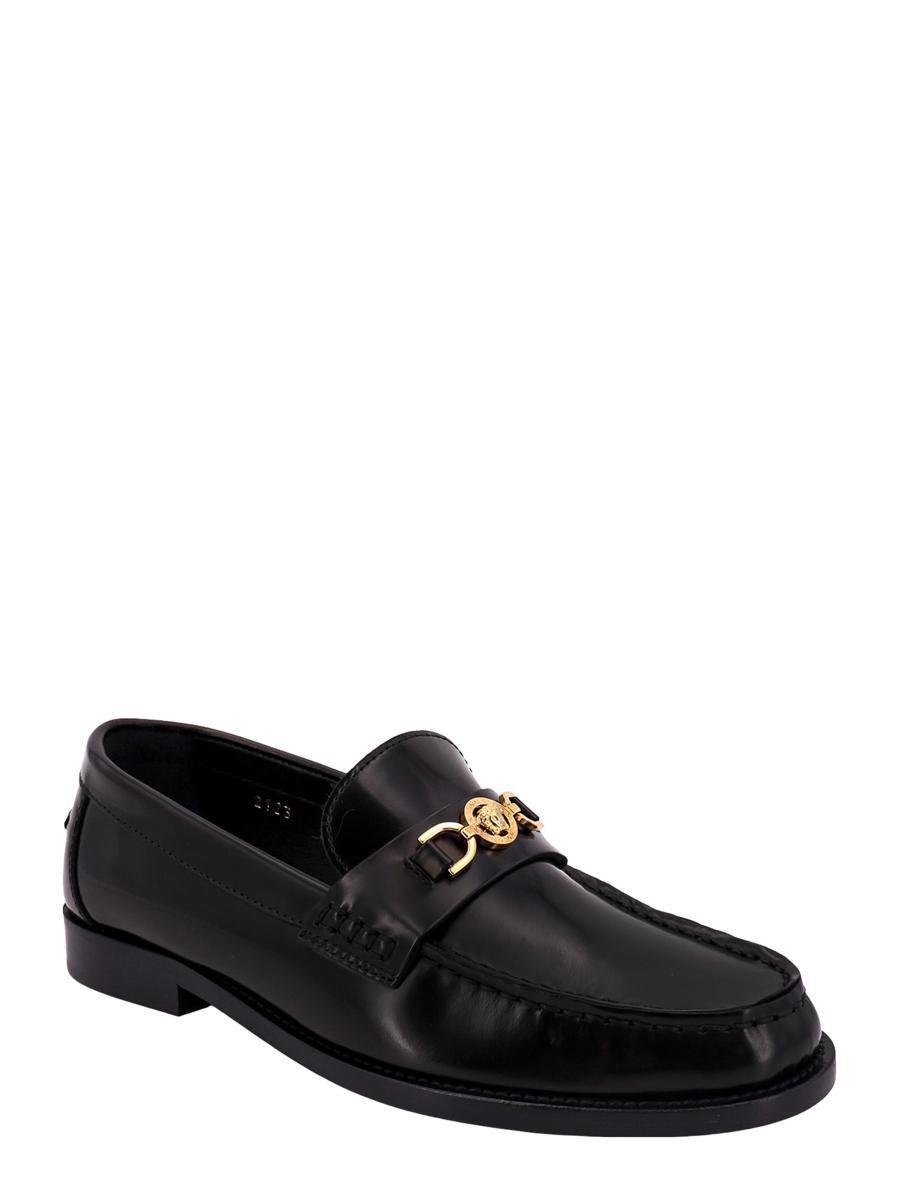 Medusa Chain Leather Loafers In Black Product Image