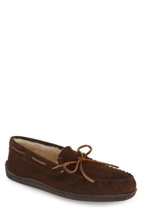 Mens Minnetonka Pile Lined Hardsole Slipper Product Image