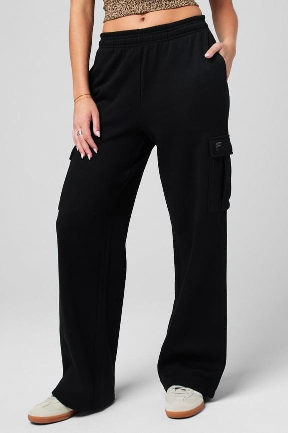 Cozy Fleece Wide Leg Cargo Sweatpant product image