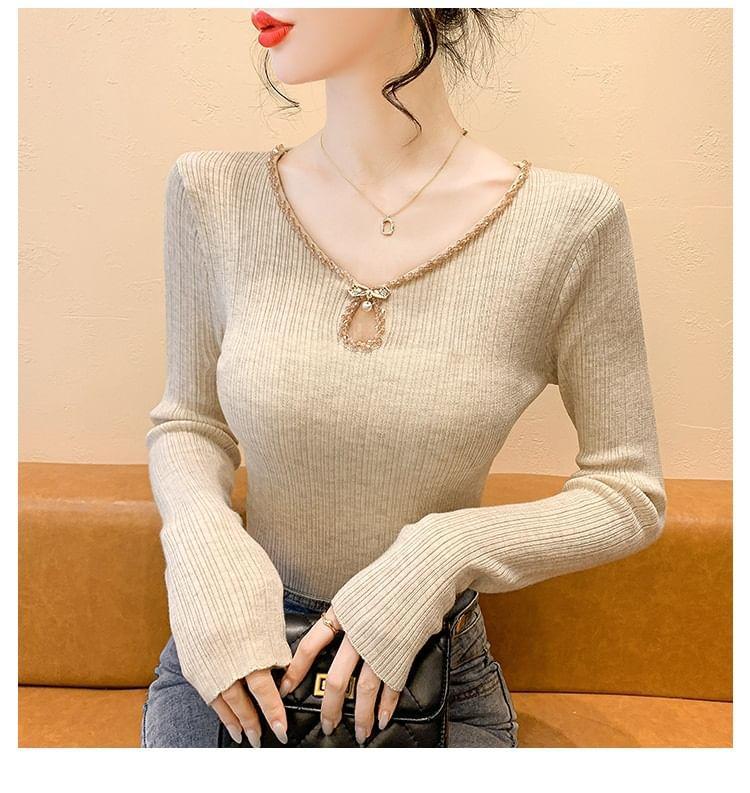 Long Sleeve V-Neck Beaded Keyhole Ribbed Knit Top Product Image