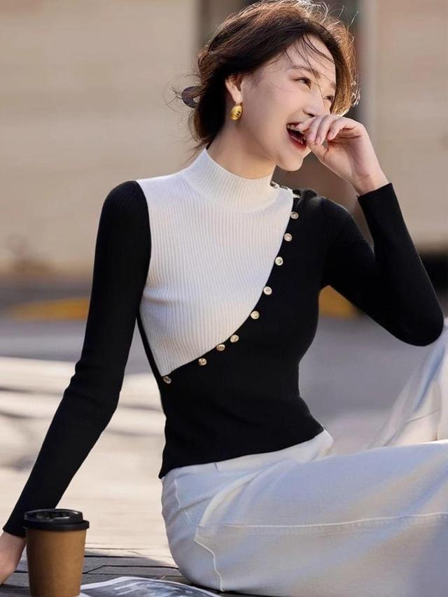 Long-Sleeve Mock Neck Two Tone Knit Top Product Image