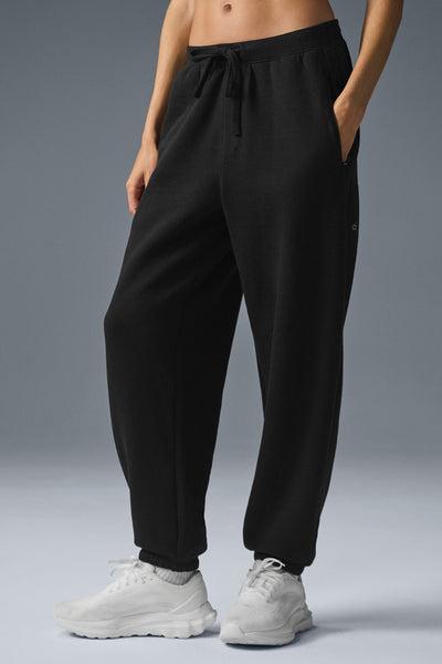 Triumph Restore Sweatpant - Black Product Image