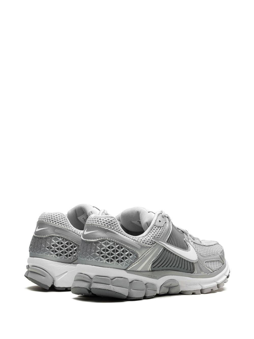 Zoom Vomero 5 "cool Grey" Sneakers Product Image