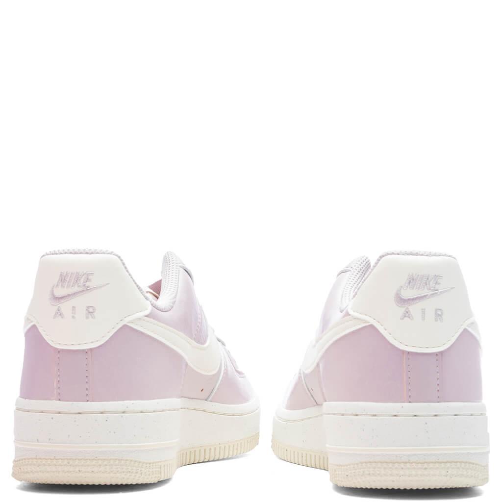 Women's Air Force 1 '07 SE - Platinum Violet/Sail/Coconut Milk Female Product Image