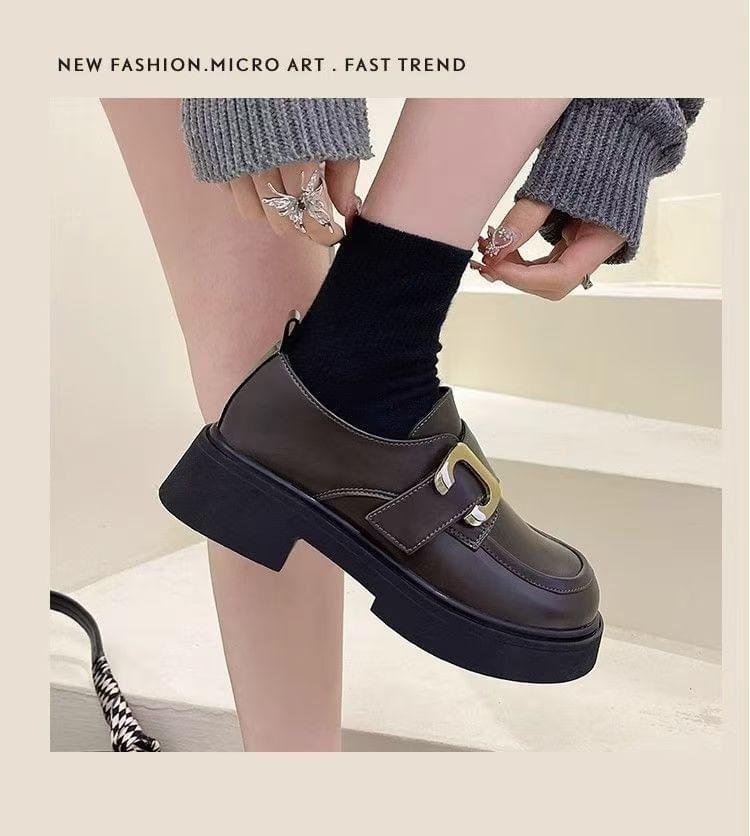 Platform Plain Metal Accent Faux Leather Shoes Product Image