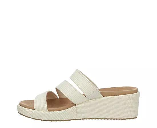 Skechers Womens Martha Stewart Arch Fit Beverlee-Morningside Sanda Product Image