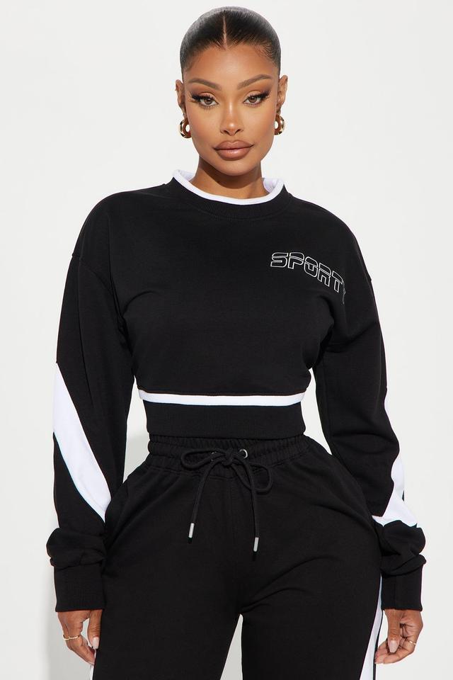 Sporty And Flirty Cropped Sweatshirt - Black/White Product Image