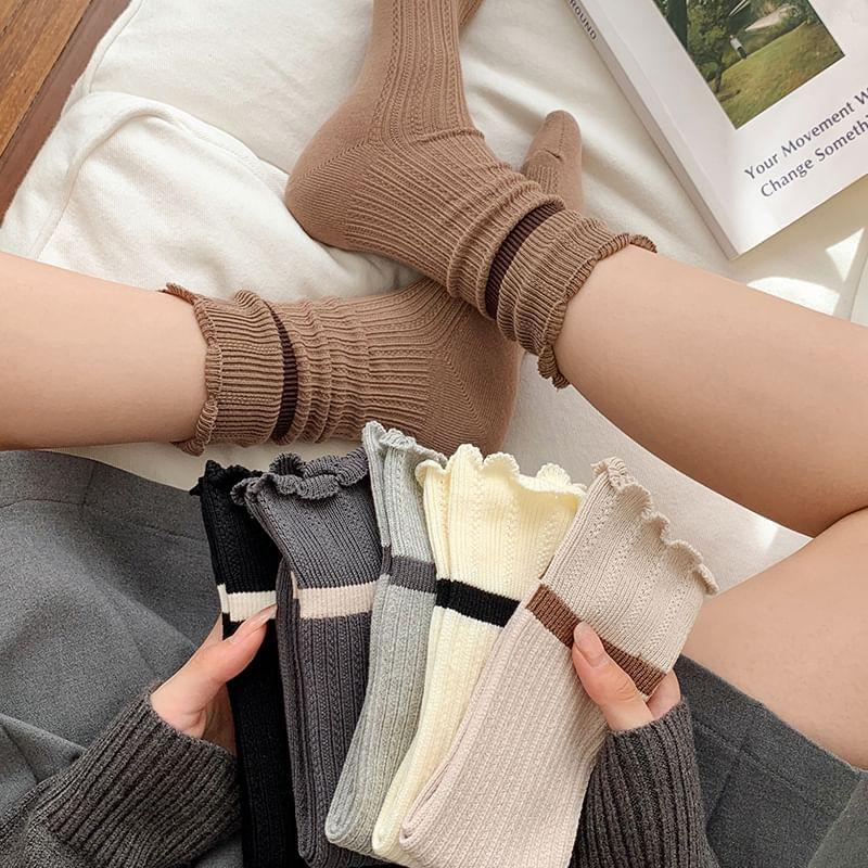 Contrast Trim Socks / Set Product Image