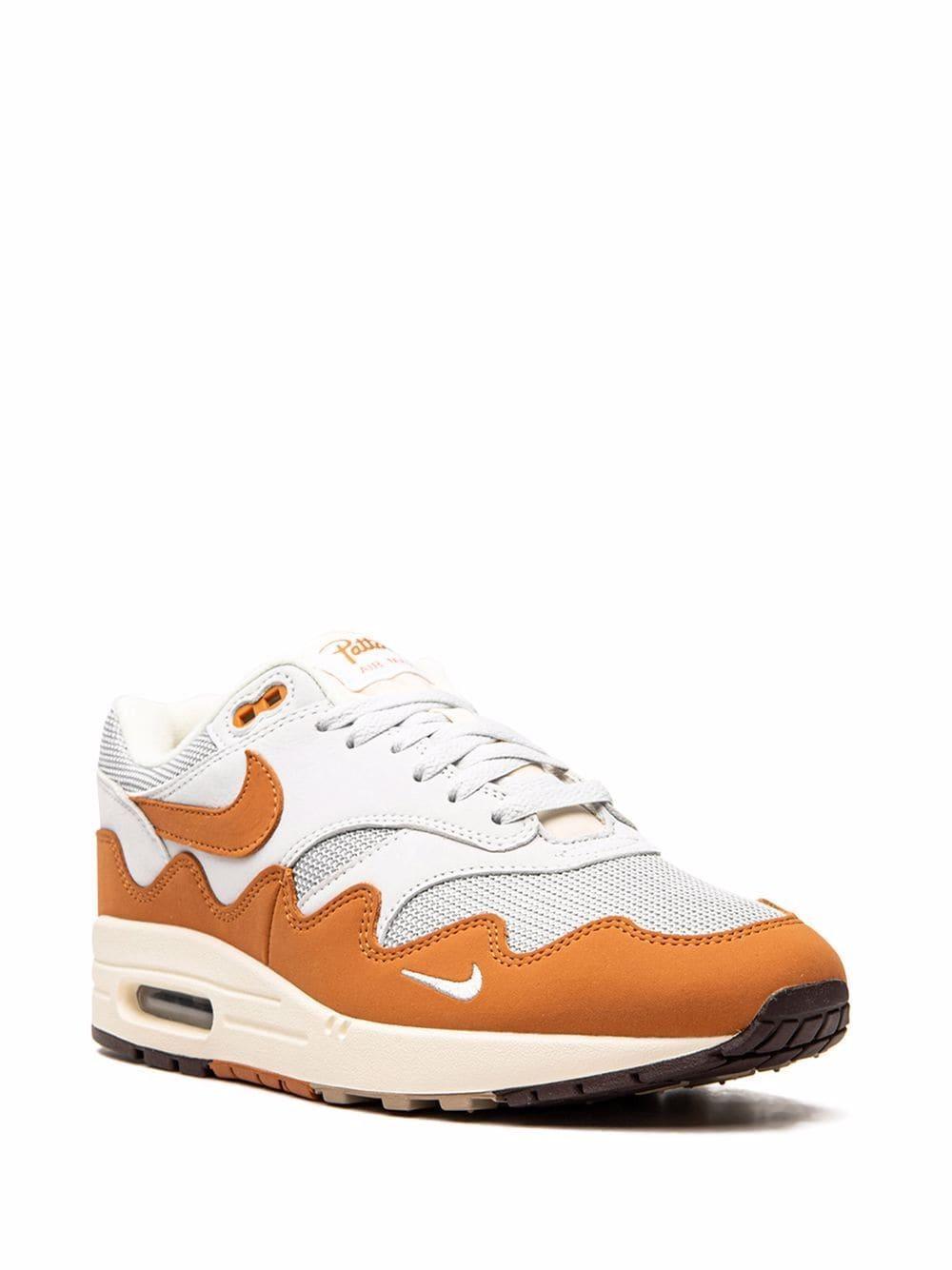 X Patta Air Max 1 "monarch" Sneakers In Weiss Product Image