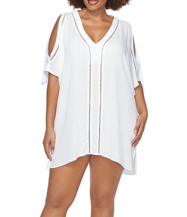 Raisins Curve Plus Size Tranquilo Crochet V-Neck Caftan Swim Cover-Up Product Image