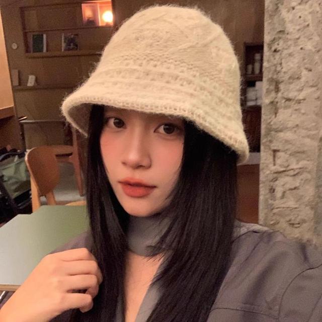 Knit Bucket Hat Product Image